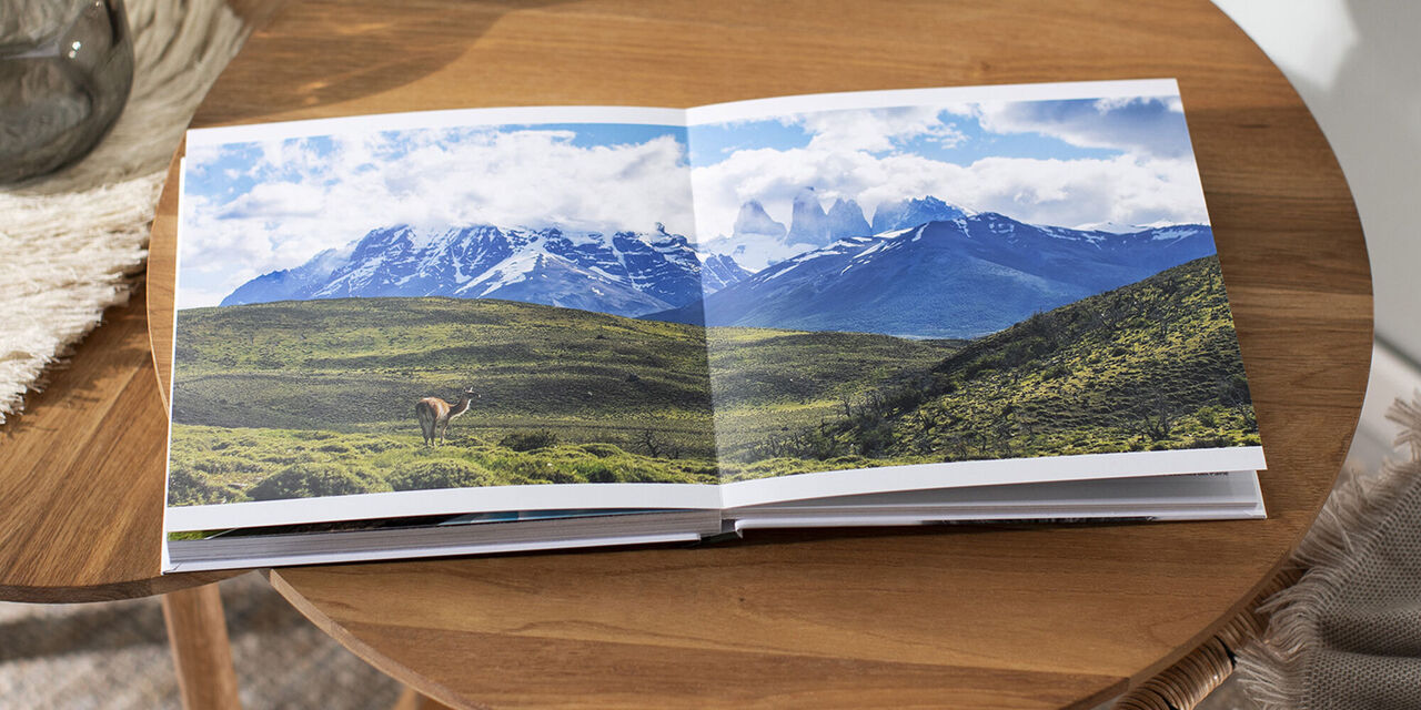 Landschaftsaufnahme von Chile auf einer Doppelseite im CEWE FOTOBUCH.